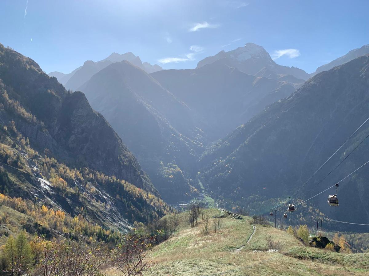 Appartement Vue Imprenable Avec Emplacement Ideal Les Deux Alpes Exterior photo
